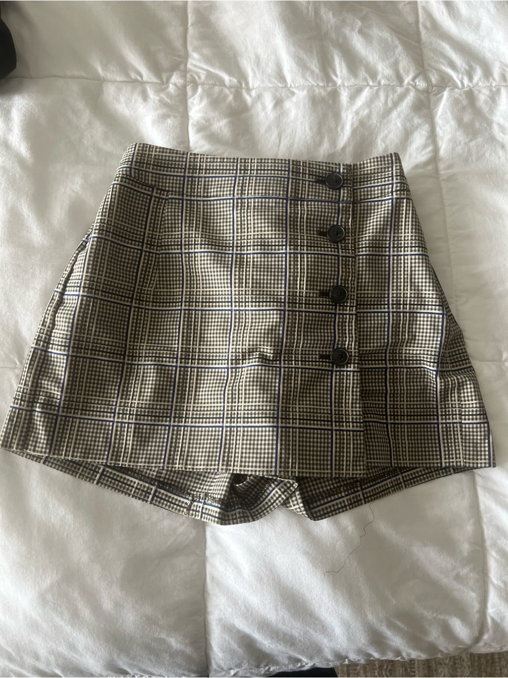 Sunday Best Beige and Black Plaid Skort